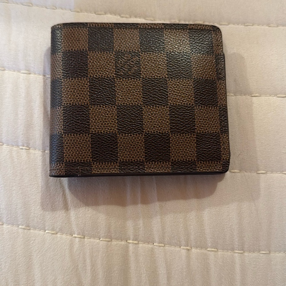 Louis Vuitton Men’s Wallet